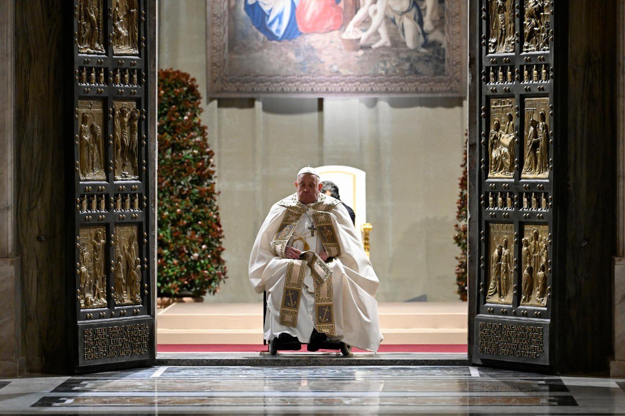 El Papa Francisco inaugura el Año Santo 2025: Tradición, peregrinación y preparativos en Roma