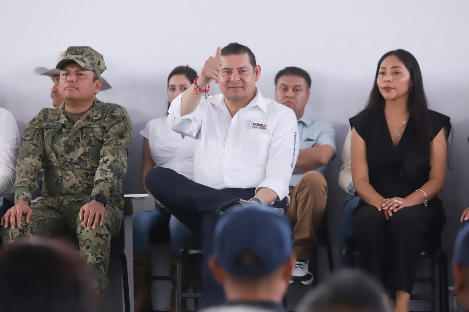 “El dinero del pueblo es sagrado; en Puebla se acabaron los moches»: Alejandro Armenta