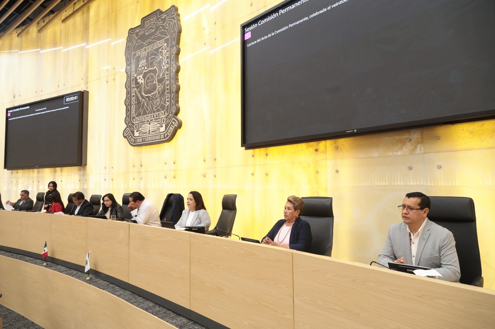Avalan en Congreso exhorto para que todos los municipios cuenten con Instancias de la Mujer