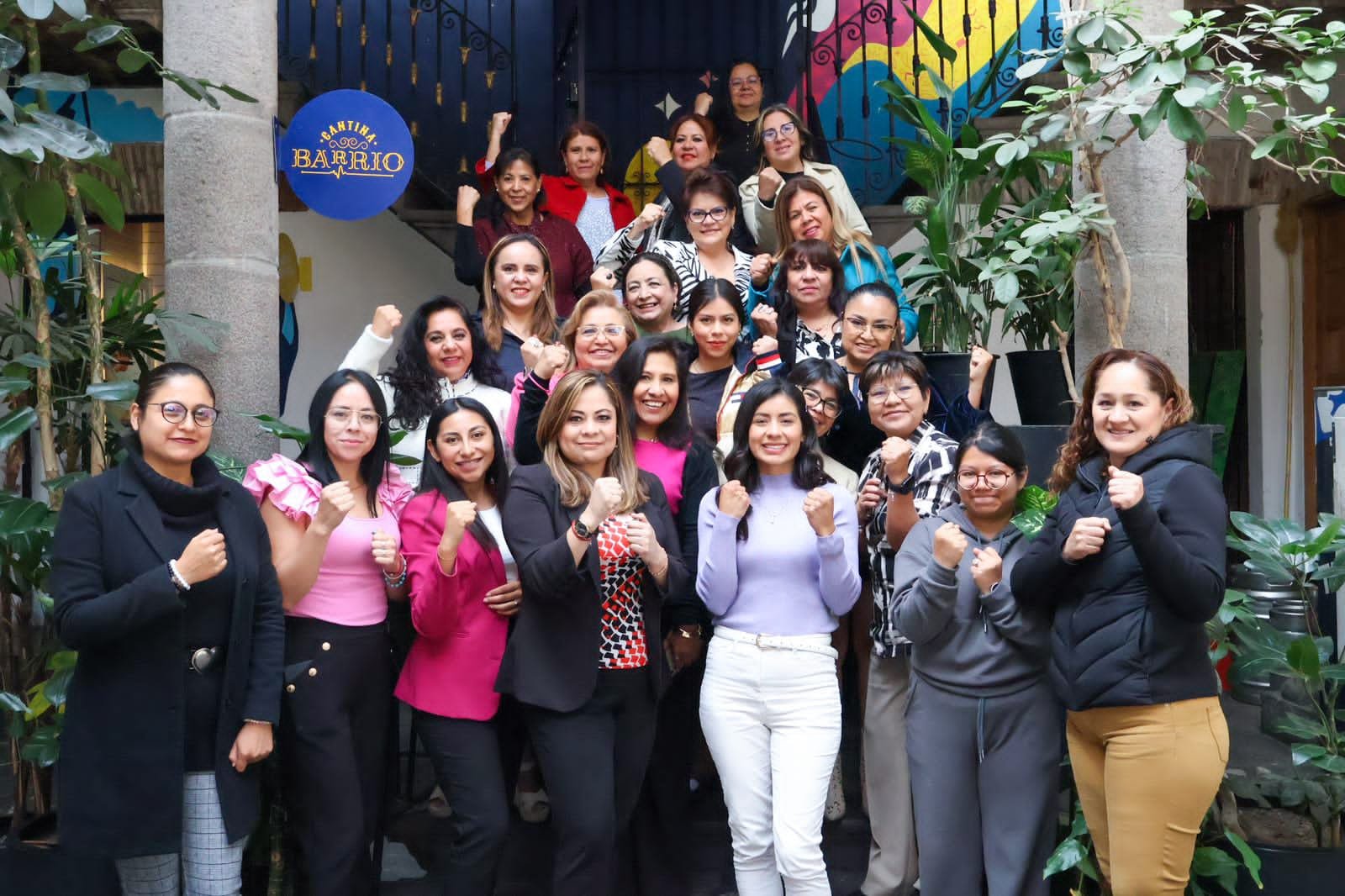 El deporte salva juventudes dijo Gaby «La Bonita» Sánchez al reunirse con la AMPEP