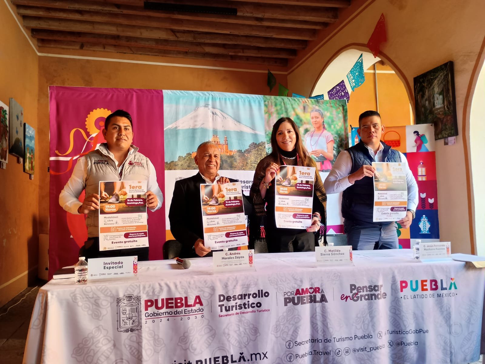 Acatzingo se ilumina: Presentan la 1ª Carrera Nocturna del Amor y la Amistad