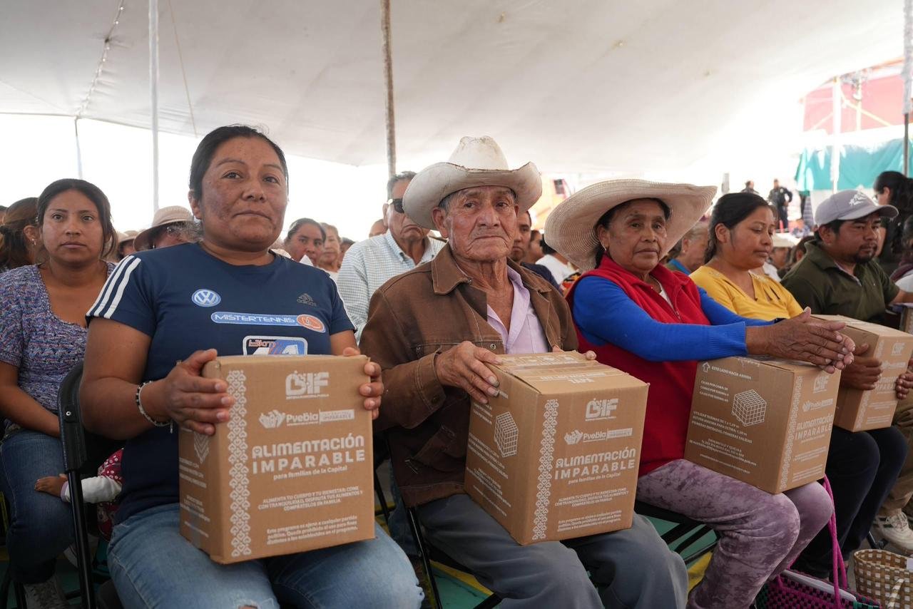 Refuerza Pepe Chedraui seguridad alimentaria con más de 2 mil despensas en Santo Tomás Chautla