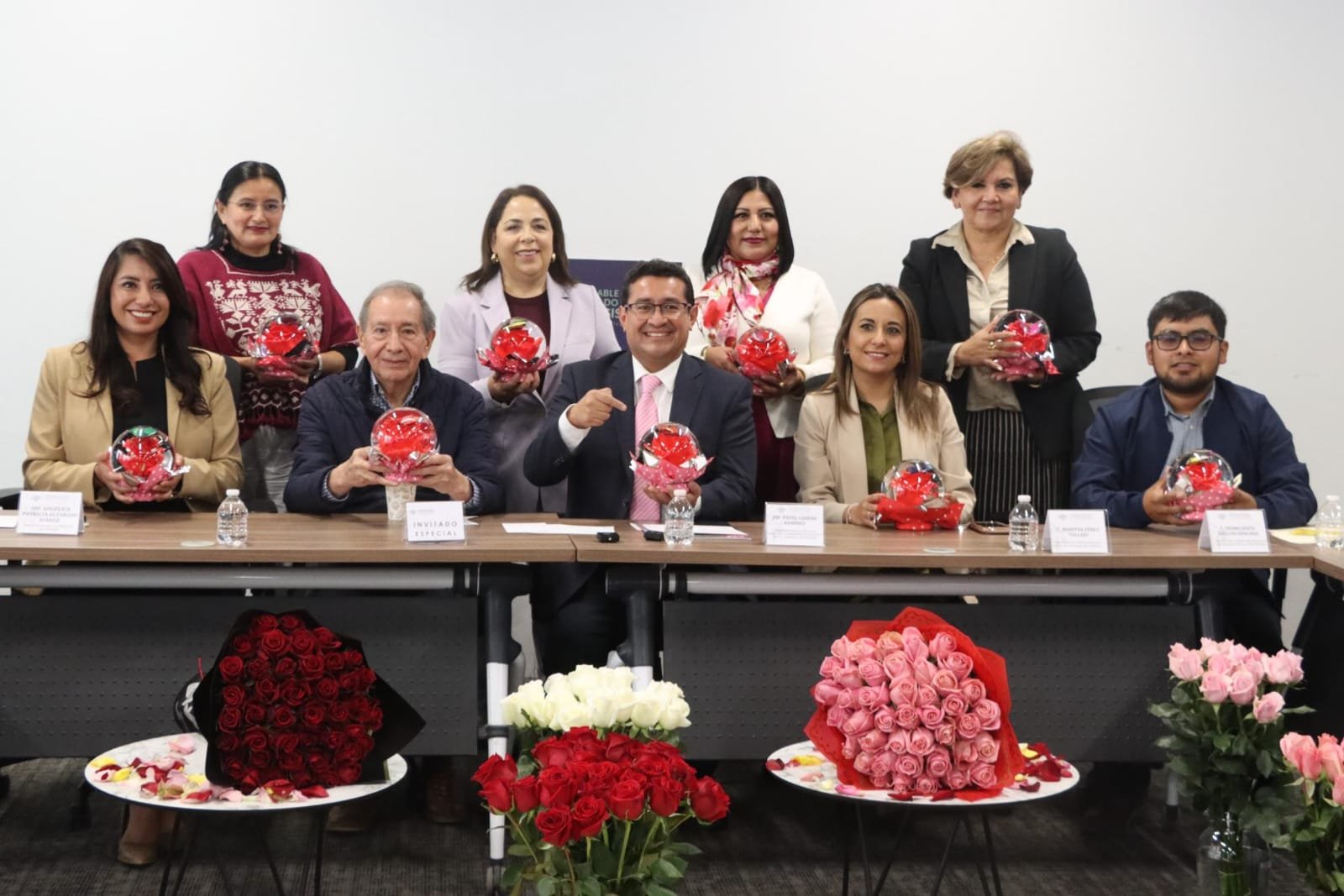 Se promociona desde el Congreso la producción de la rosa poblana y el turismo en la Exhacienda de Chautla