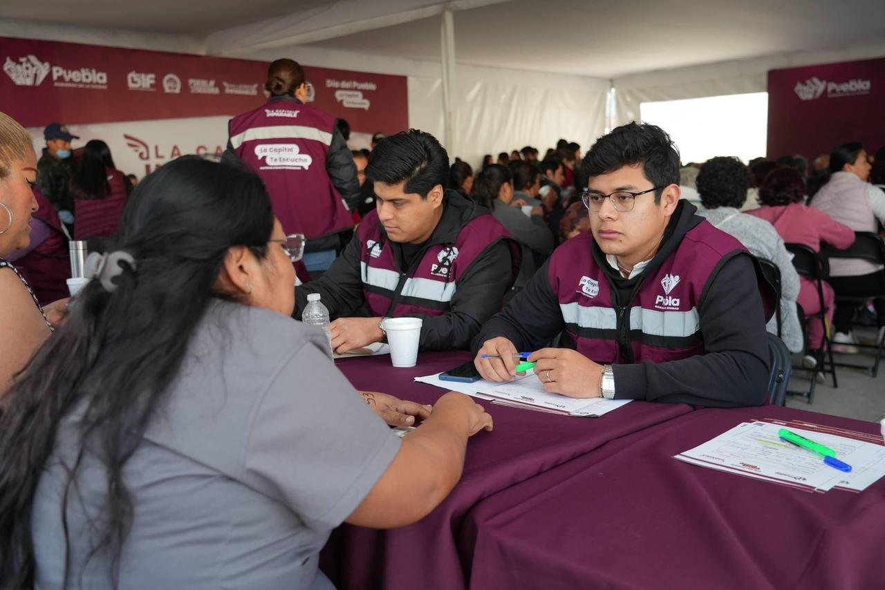 Acerca Pepe Chedraui atención directa con “Día del Pueblo” en La Victoria