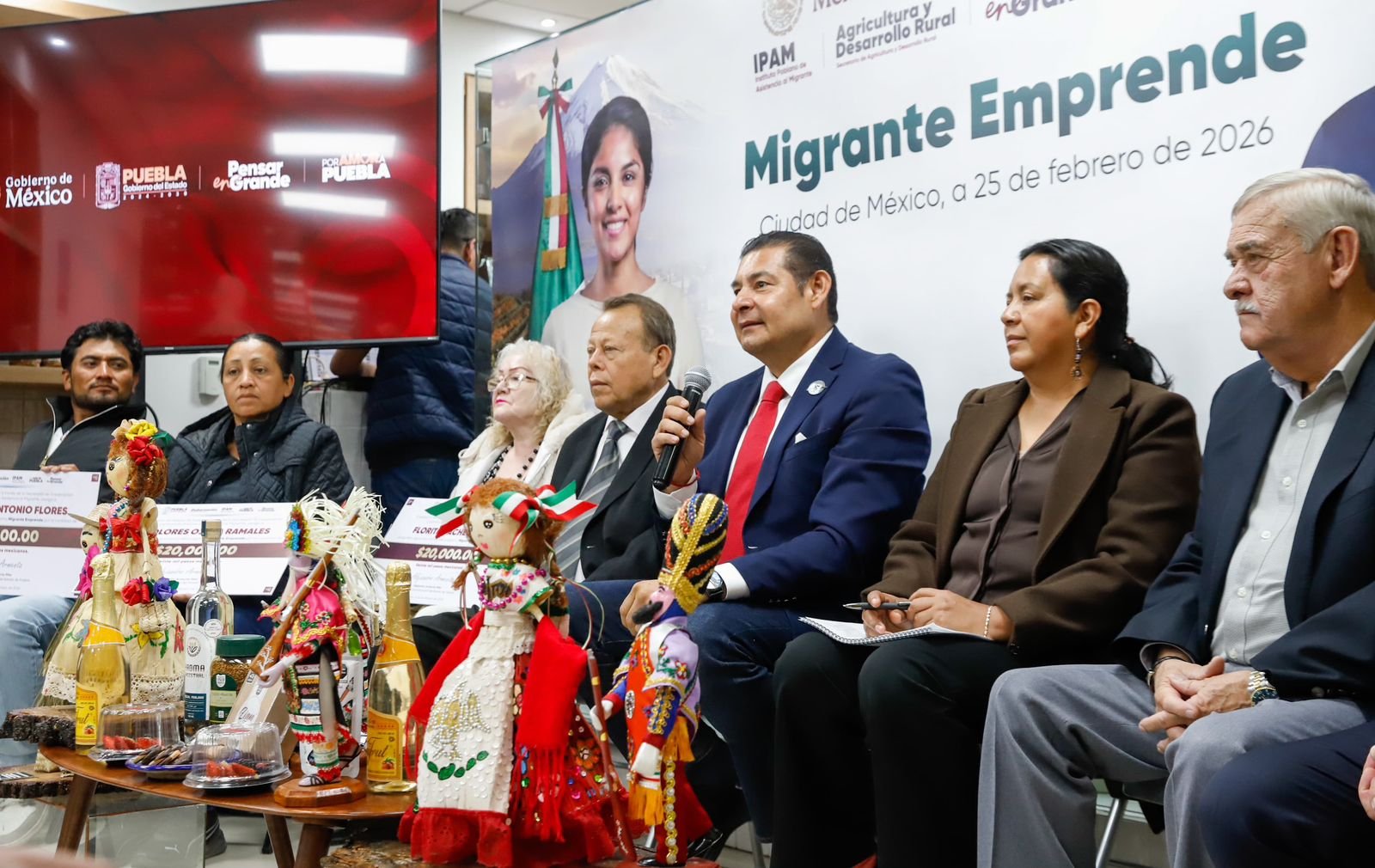 DEL RETORNO AL EMPRENDENDIMIENTO, GOBIERNO ESTATAL FORTALECE A FAMILIAS MIGRANTES