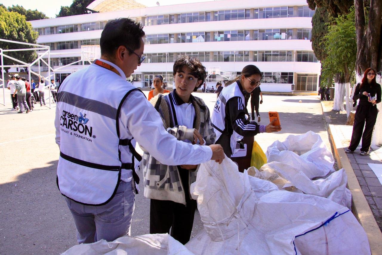 Realiza Gobierno de Pepe Chedraui primer reciclatón de Canchas X Latas en el CENHCH