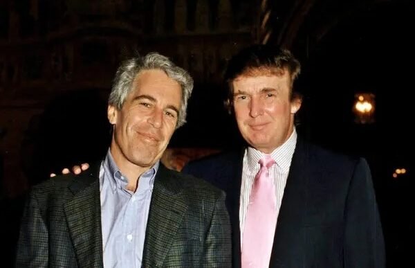 Departamento de Justicia revela archivos de Epstein con acusaciones contra Donald Trump