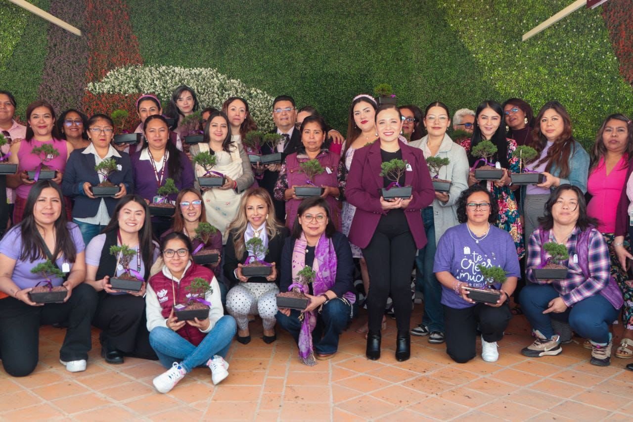 Gobierno de Pepe Chedraui promueve espacios de expresión y análisis en conmemoración del 8M