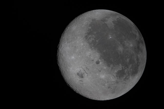 Artemis II rompe récord histórico de distancia y comienza su retorno tras un eclipse lunar único