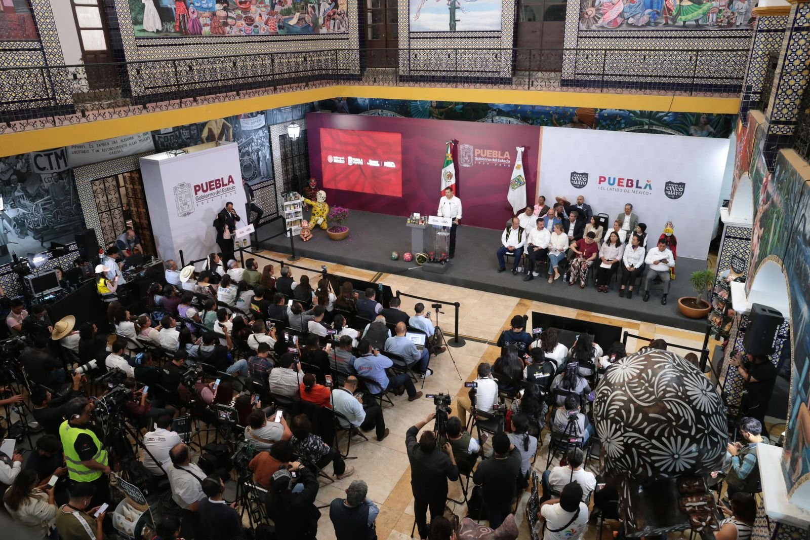 GOBIERNO ESTATAL ATIENDE INTEGRALMENTE MICRORREGIÓN 21 DE ATLIXCO CON INFRAESTRUCTURA PARA GENERAR RIQUEZA COMUNITARIA