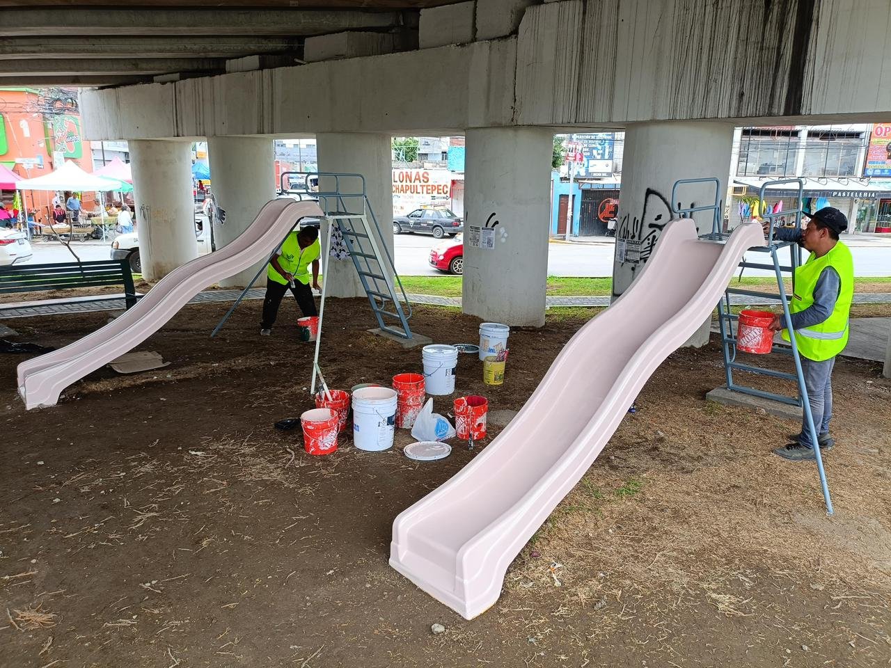 Fortalece Gobierno de Pepe Chedraui mantenimiento al mobiliario urbano para espacios dignos