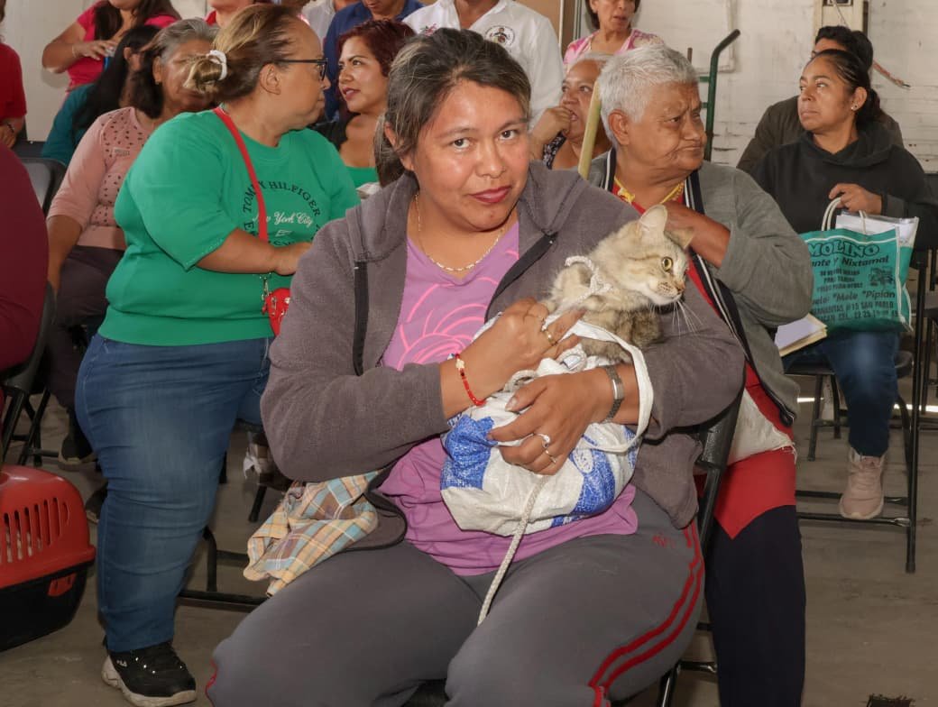 Pepe Chedraui acerca servicios gratuitos de bienestar animal a San Pablo Xochimehuacan