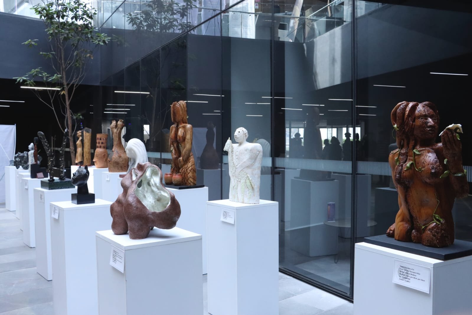 Promueve diputada Celia Bonaga el talento artístico poblano con la exposición “Manos Poblanas que Trascienden”