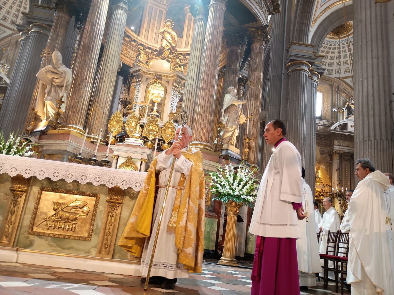 La Eucaristía, centro de la vida cristiana, destaca Arzobispo de Puebla en Corpus Christi