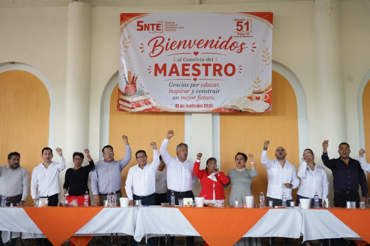 Reconoce diputado Pável Gaspar labor de maestras y maestros de la Mixteca Poblana
