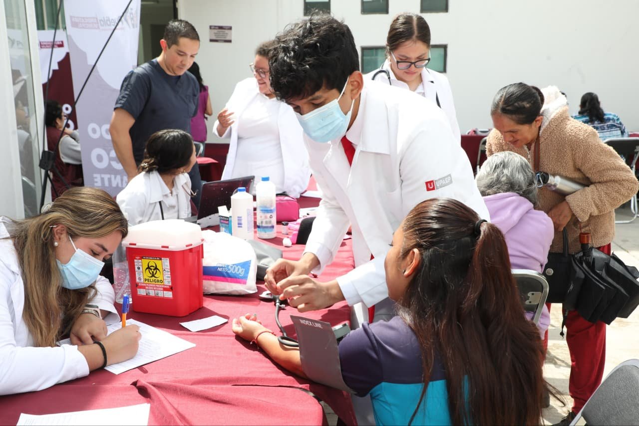 Encabeza Pepe Chedraui Jornada Integral Imparable para acercar servicios y apoyos a las familias poblanas