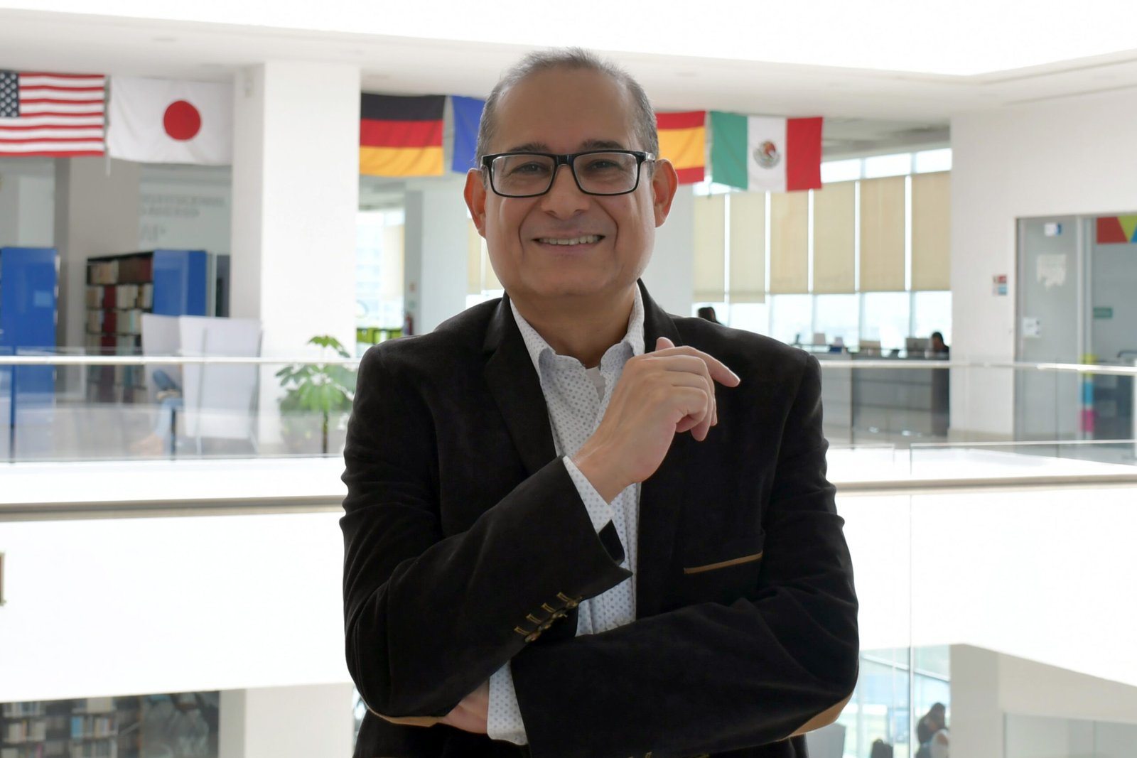 Convoca Banco Interamericano de Desarrollo a investigador BUAP para análisis internacional