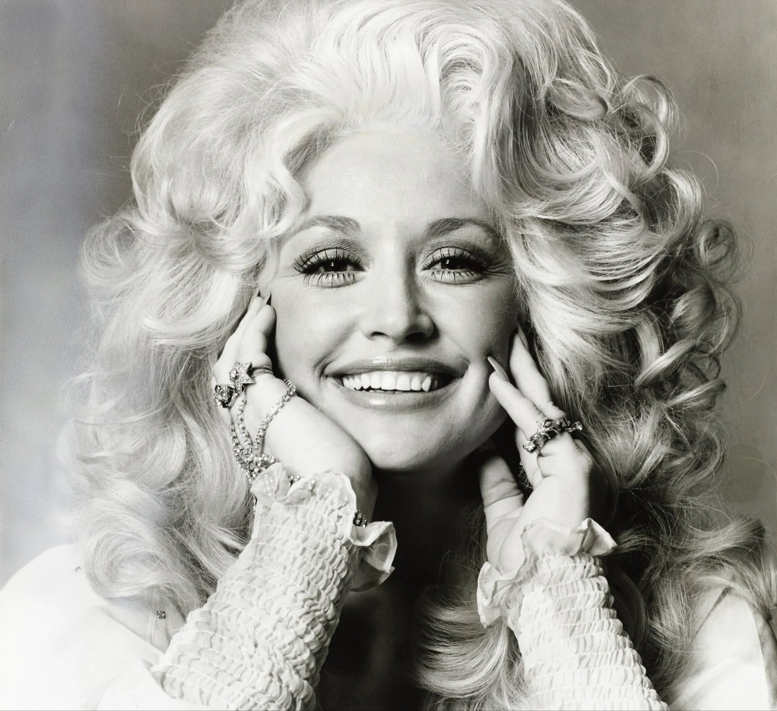 Fallece Dolly Parton a los 80 años, la «Reina del Country» e ícono global de la música