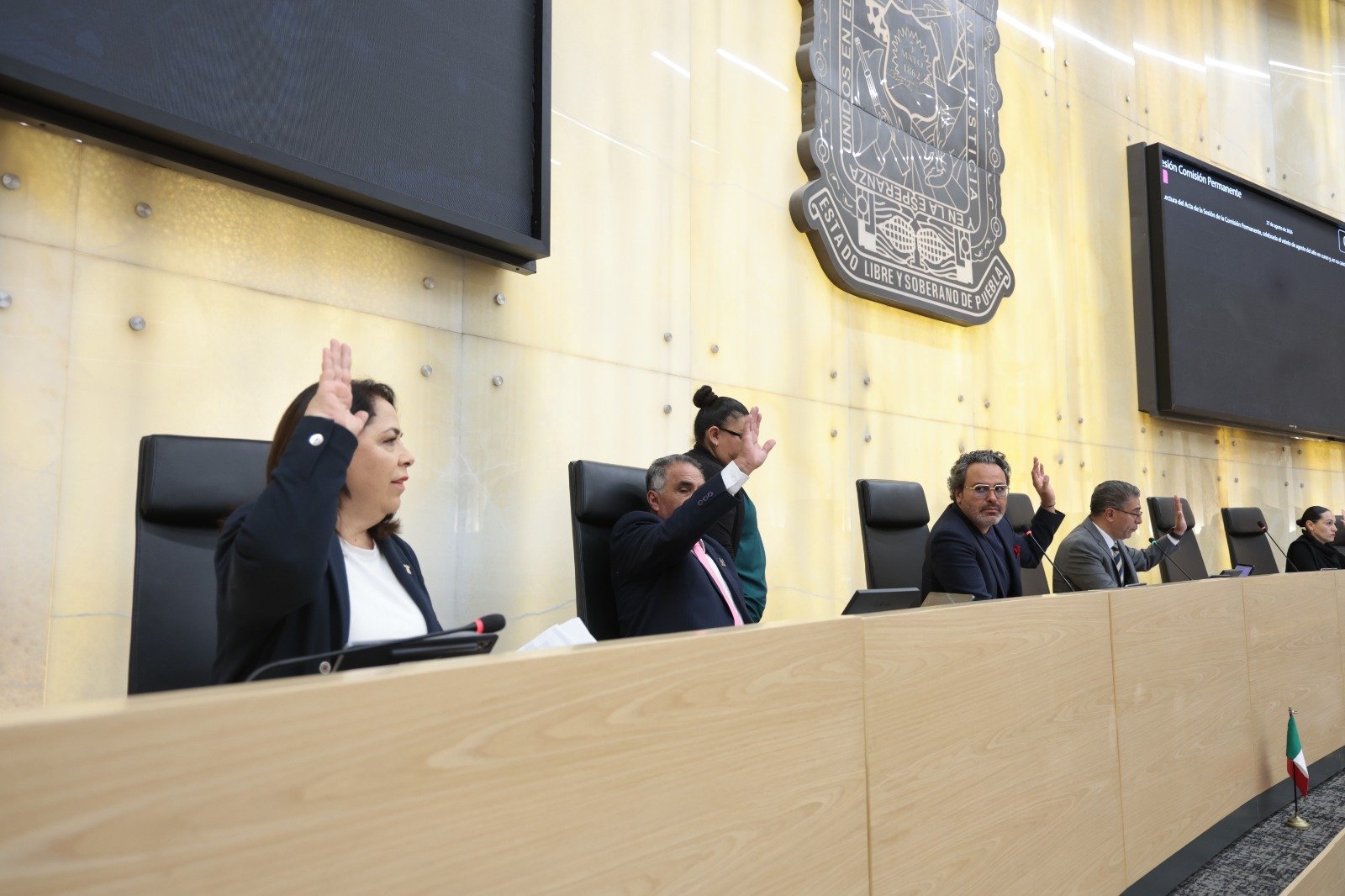Congreso del Estado avala acuerdos para fortalecer los derechos laborales de las y los poblanos