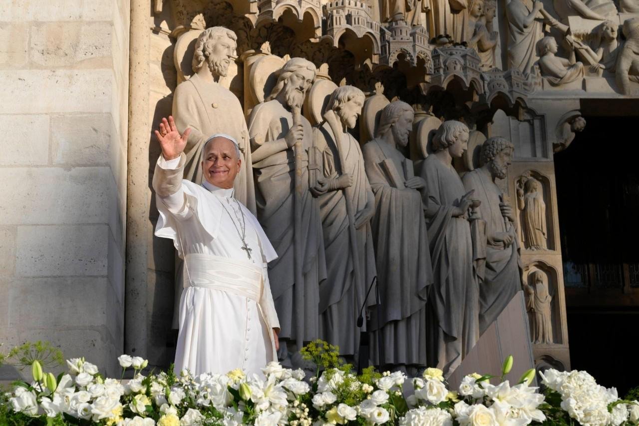 En el inicio de su visita a Francia, el Papa León XIV llama a la nación a ser un “artisan de paz y multilateralismo”
