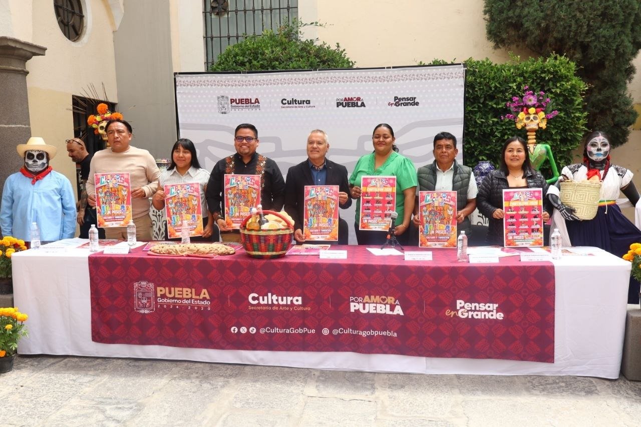 Presenta Ajalpan la cuarta edición de “El Paseo de las Calaveras” con más de 35 figuras monumentales