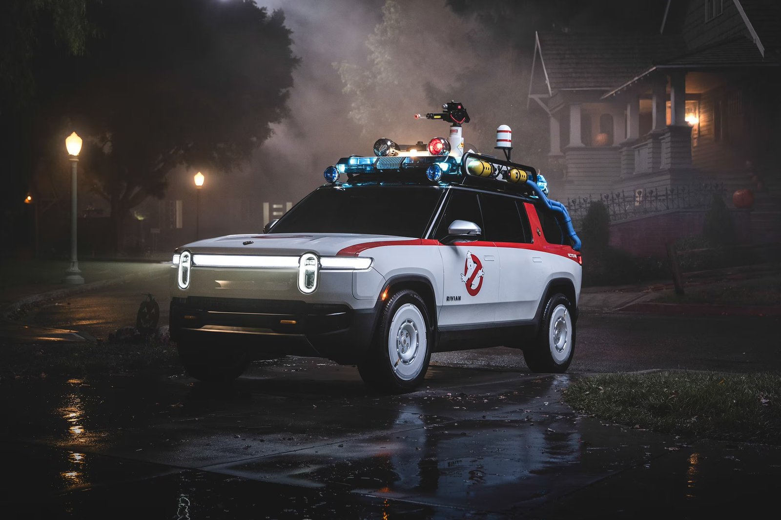 Rivian recluta a Bill Murray para lanzar un modo temático de ‘Cazafantasmas’ por Halloween